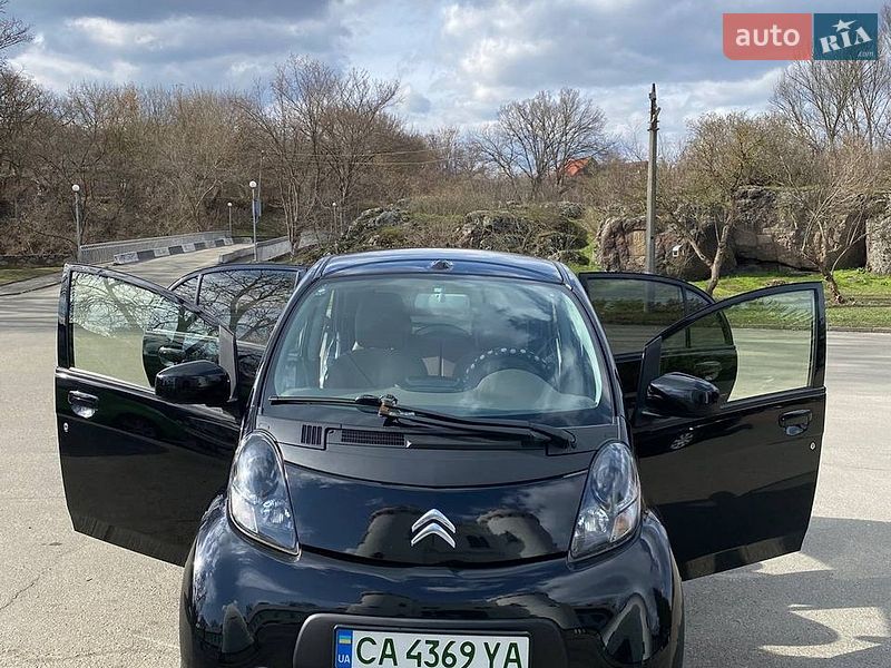 Хетчбек Citroen C-Zero 2015 в Корсунь-Шевченківському
