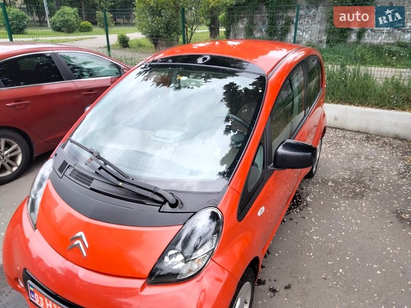 Хэтчбек Citroen C-Zero 2011 в Киеве