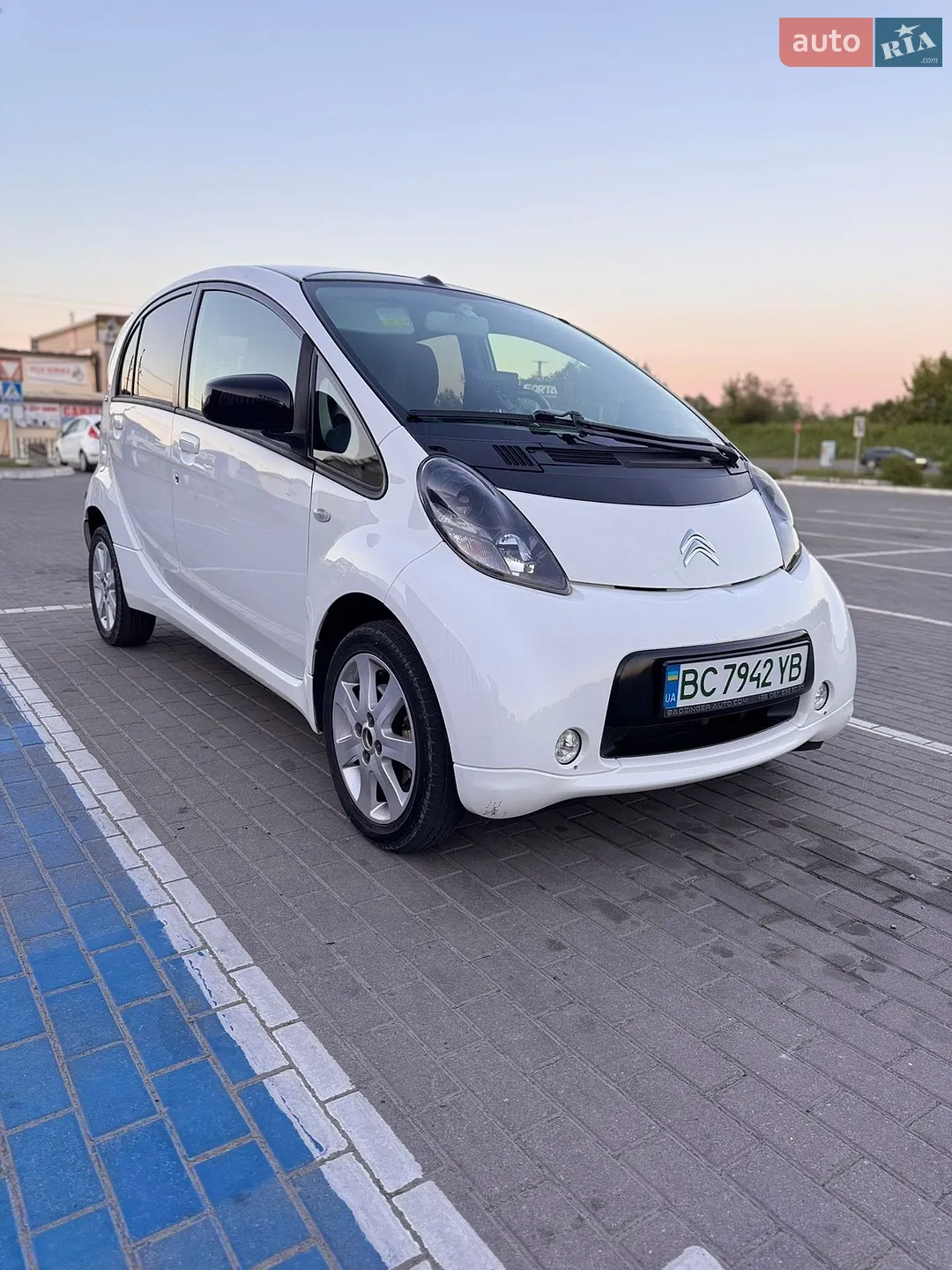 2011 Citroen C-ZERO - мініатюра 9