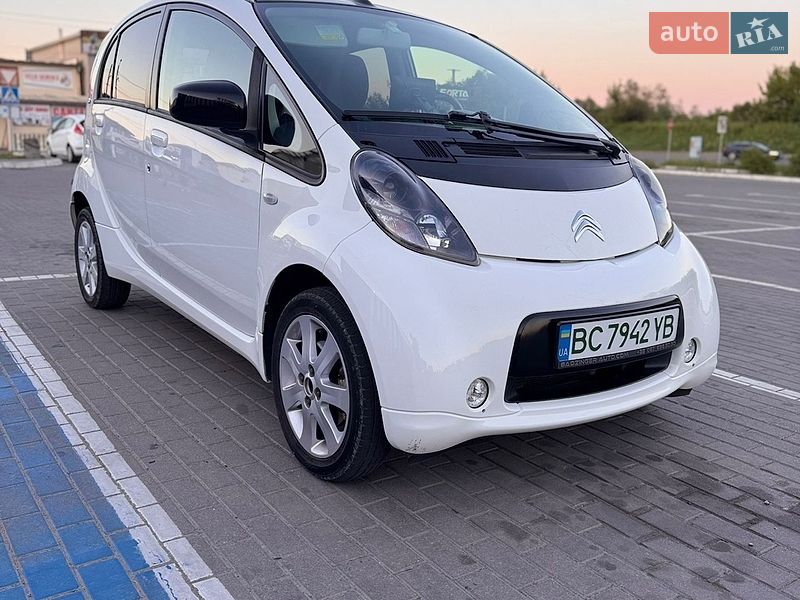 Хетчбек Citroen C-Zero 2011 в Стрию