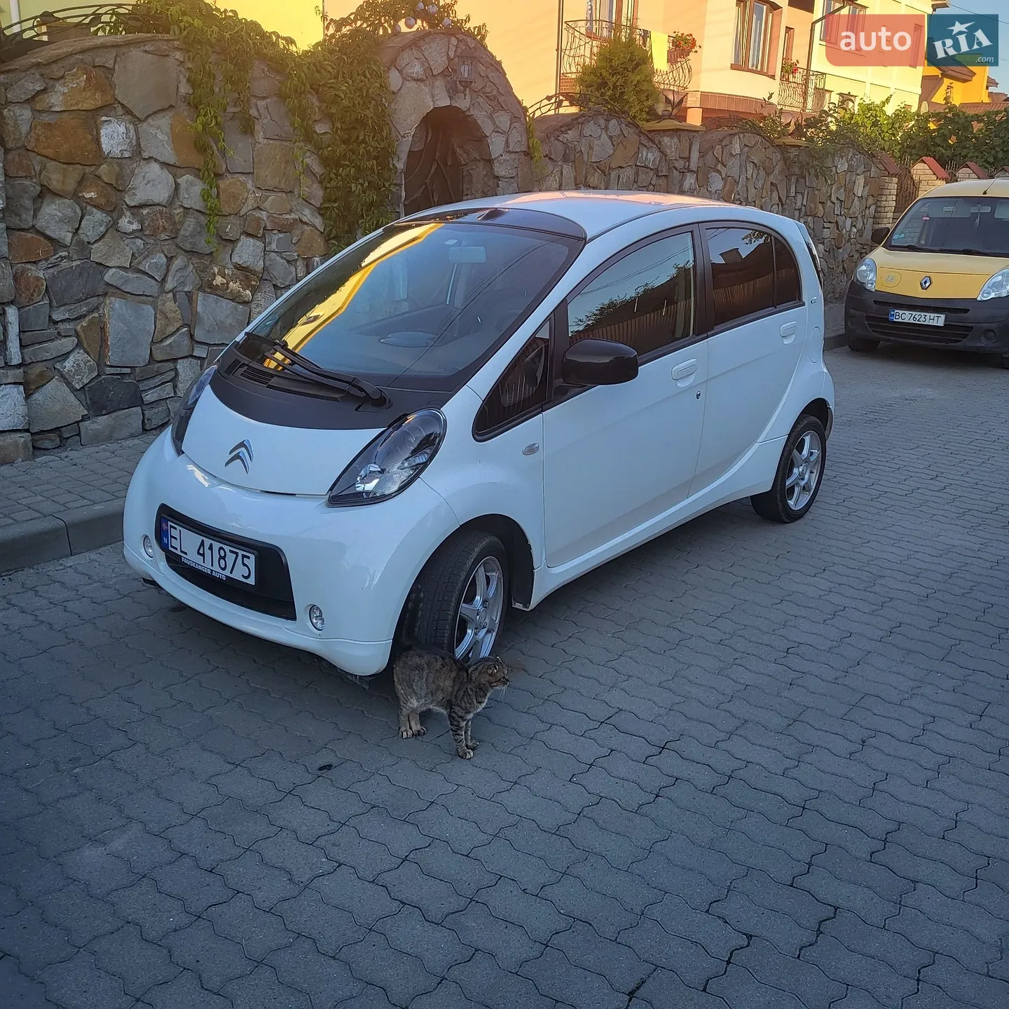 2013 Citroen C-ZERO - мініатюра 10