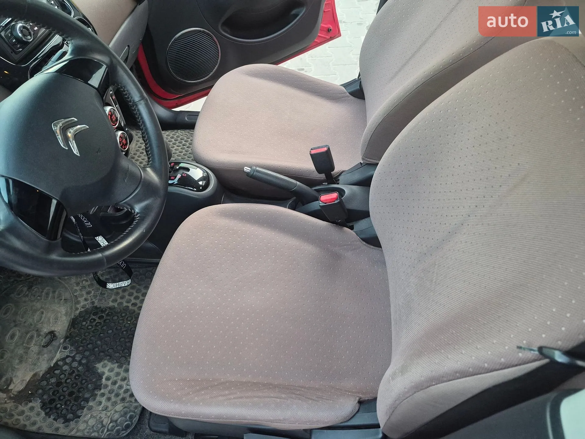 2011 Citroen C-ZERO - мініатюра 13