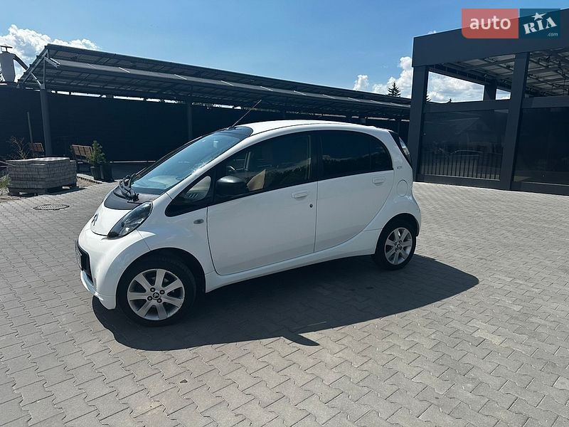 Хетчбек Citroen C-Zero 2016 в Умані