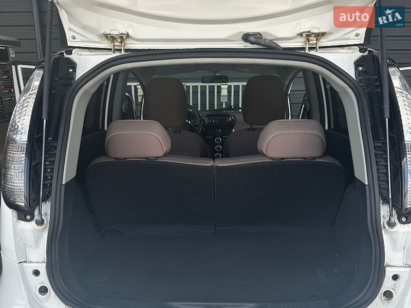 Хетчбек Citroen C-Zero 2016 в Умані