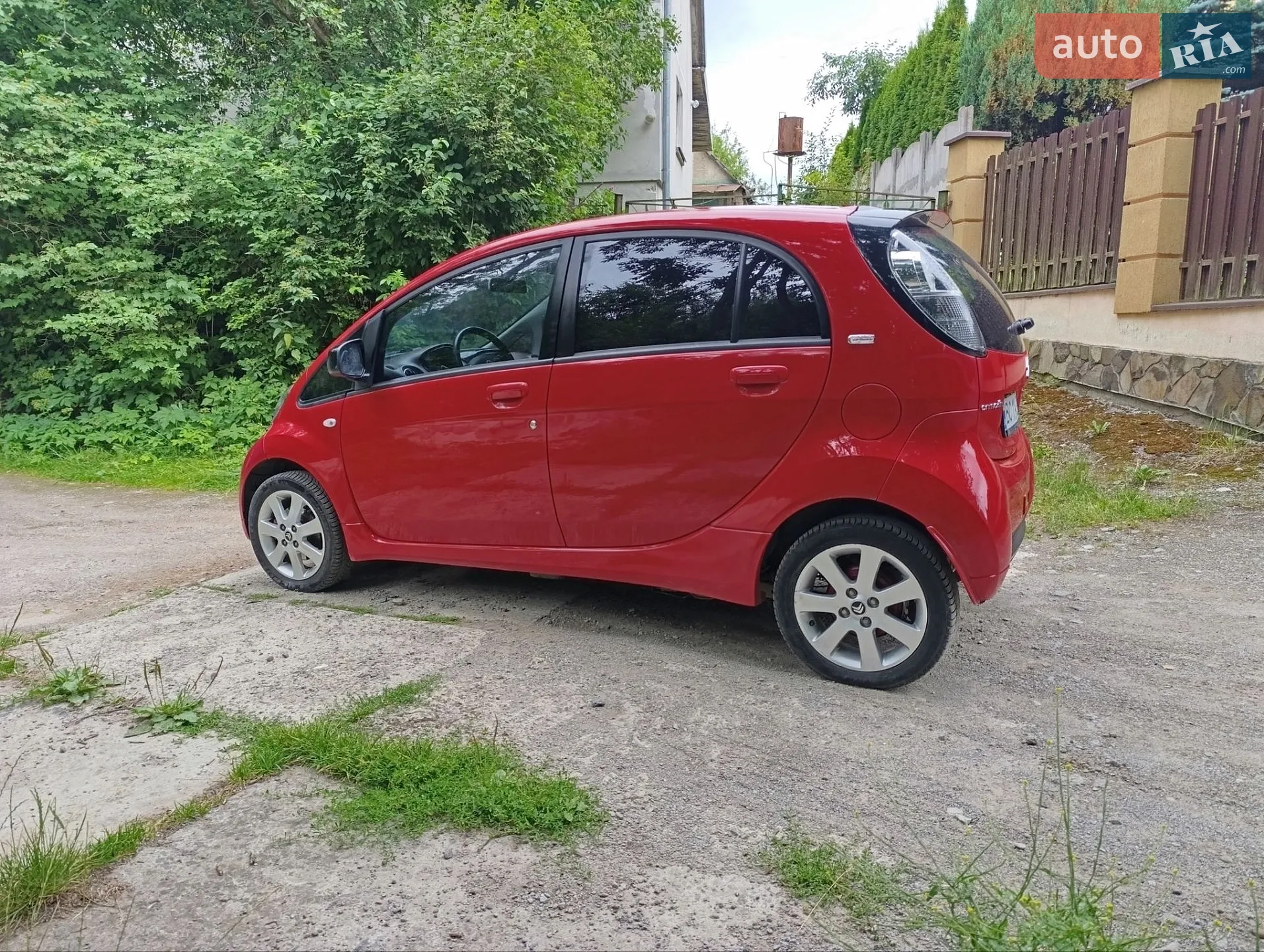 2011 Citroen C-ZERO - мініатюра 8