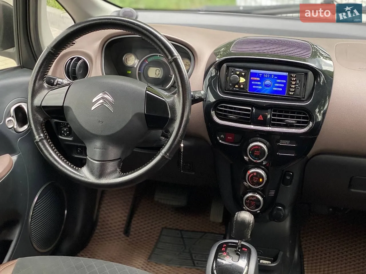 2015 Citroen C-ZERO - мініатюра 13