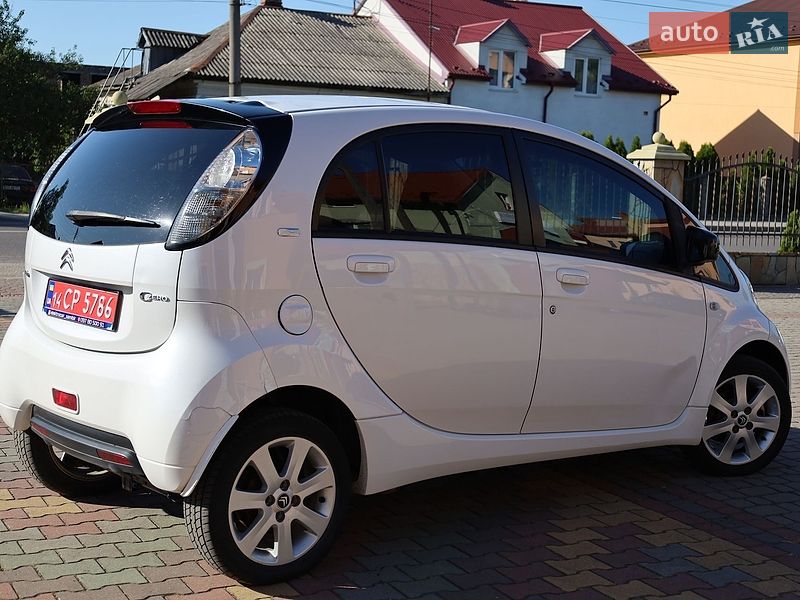 Хэтчбек Citroen C-Zero 2011 в Самборе