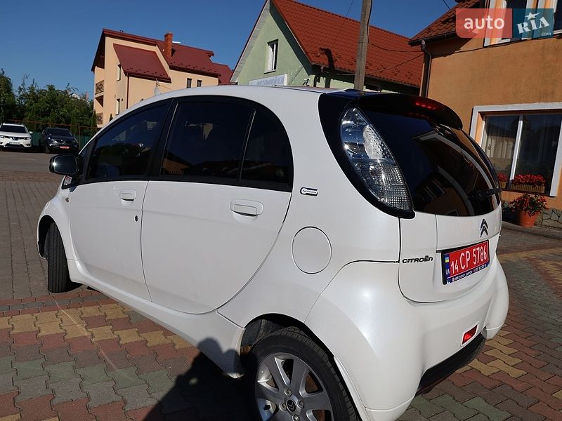 Хэтчбек Citroen C-Zero 2011 в Самборе