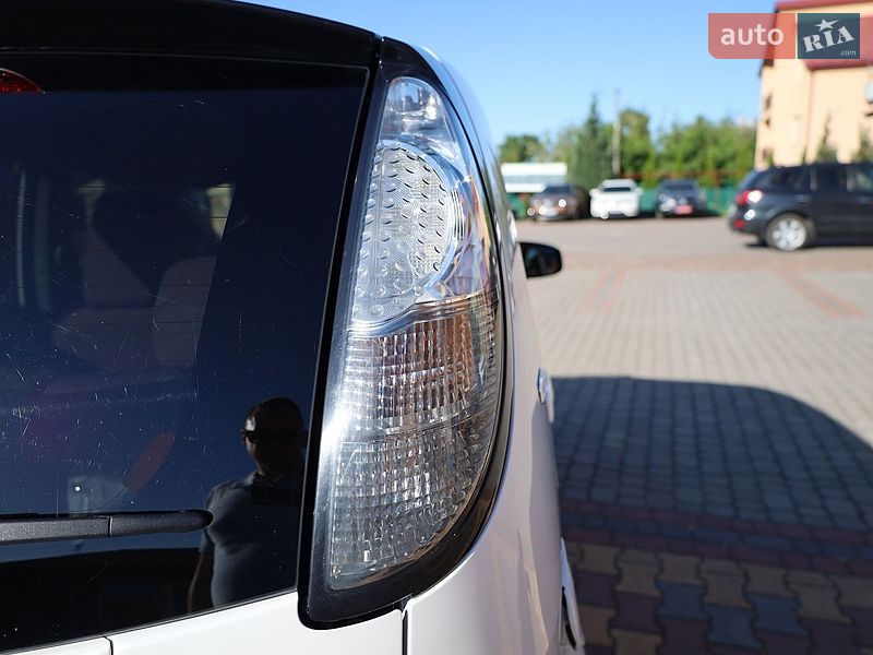 Хэтчбек Citroen C-Zero 2011 в Самборе