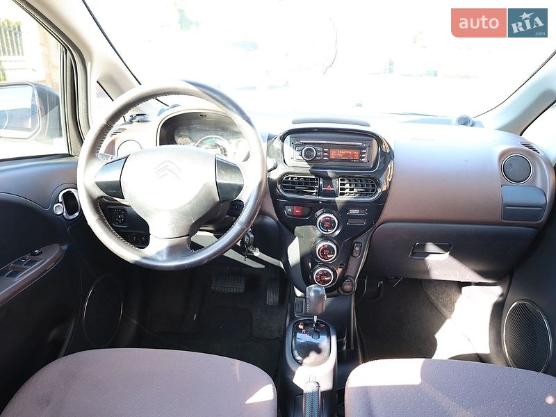 Хэтчбек Citroen C-Zero 2011 в Самборе