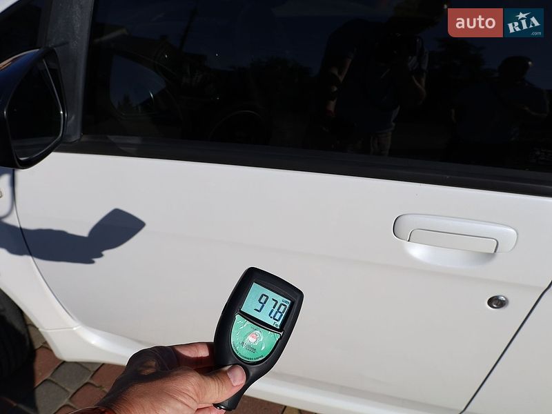 Хэтчбек Citroen C-Zero 2011 в Самборе