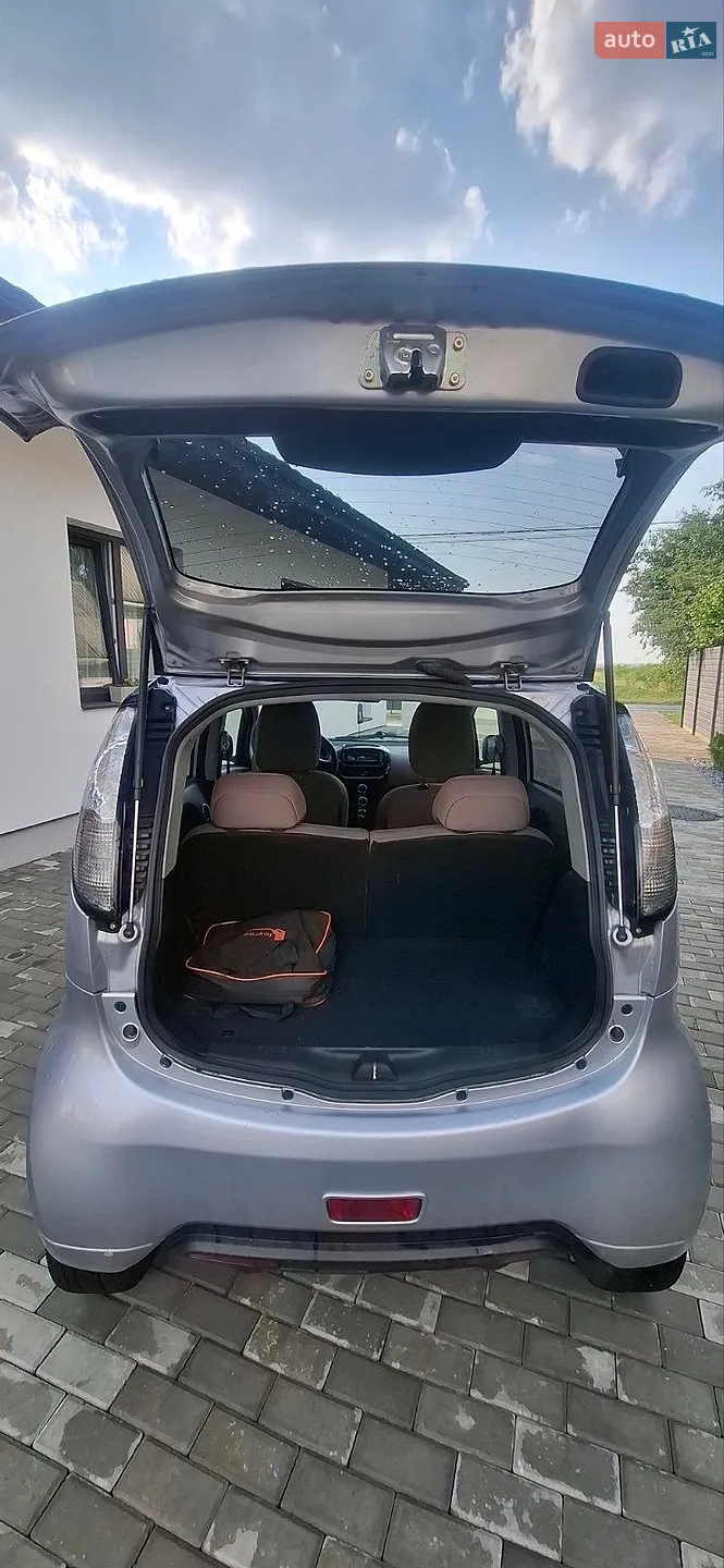 2011 Citroen C-ZERO - мініатюра 5