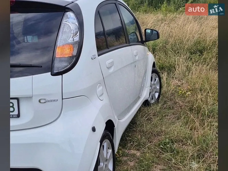 Citroen C-Zero 2011