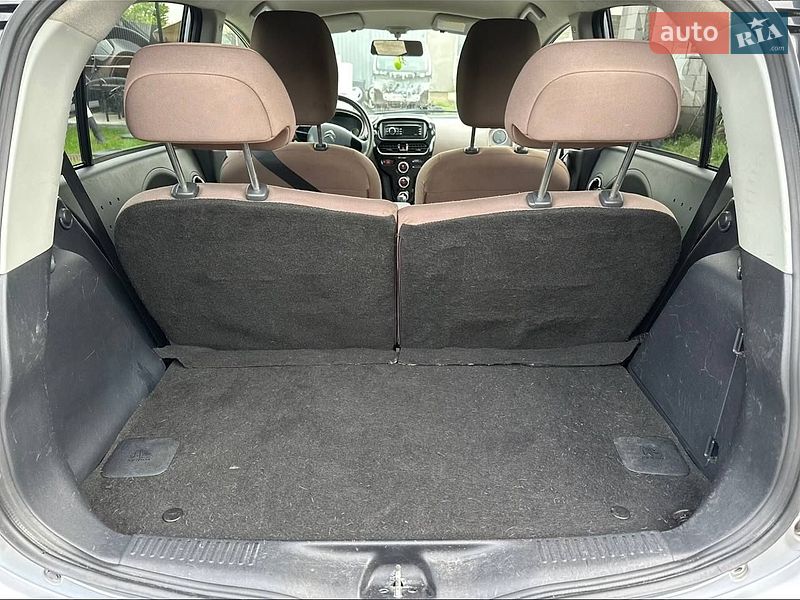 Хетчбек Citroen C-Zero 2012 в Володимирі фото 24 Хетчбек Citroen C-Zero 2012 в Володимирі