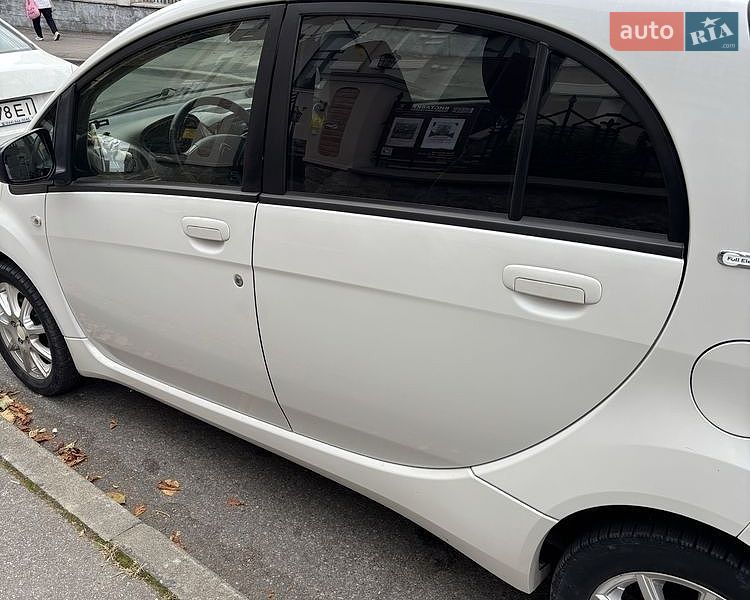 Хэтчбек Citroen C-Zero 2011 в Виннице фото 5 Хэтчбек Citroen C-Zero 2011 в Виннице