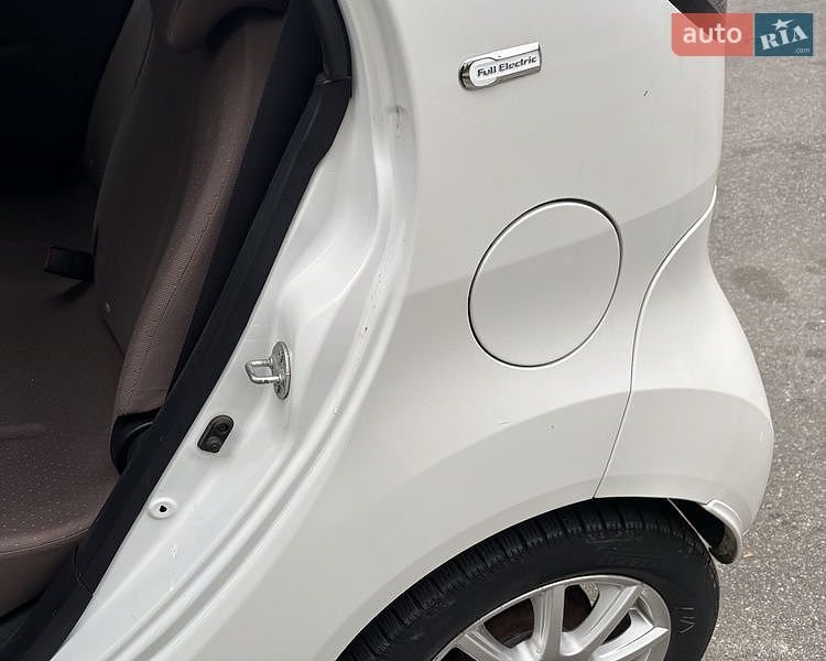 Хэтчбек Citroen C-Zero 2011 в Виннице фото 6 Хэтчбек Citroen C-Zero 2011 в Виннице