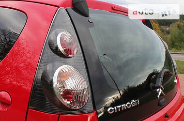 Хэтчбек Citroen C1 2011 в 