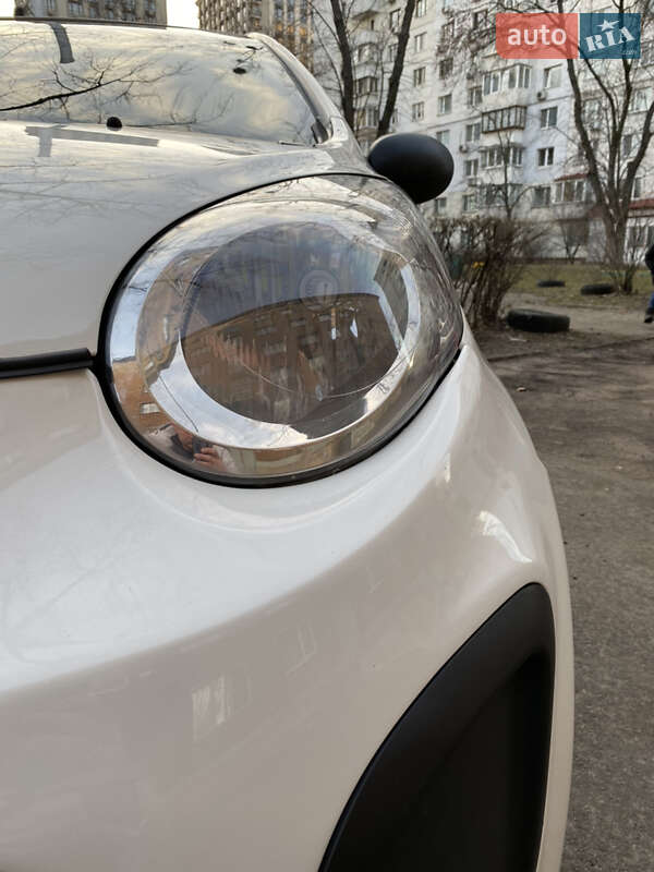Хэтчбек Citroen C1 2013 в Казатине