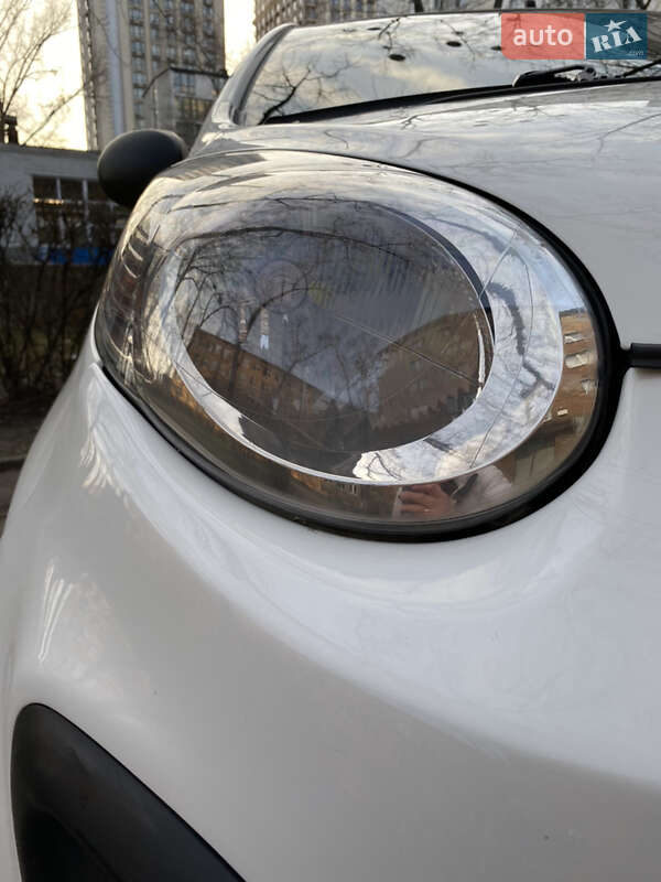 Хэтчбек Citroen C1 2013 в Казатине