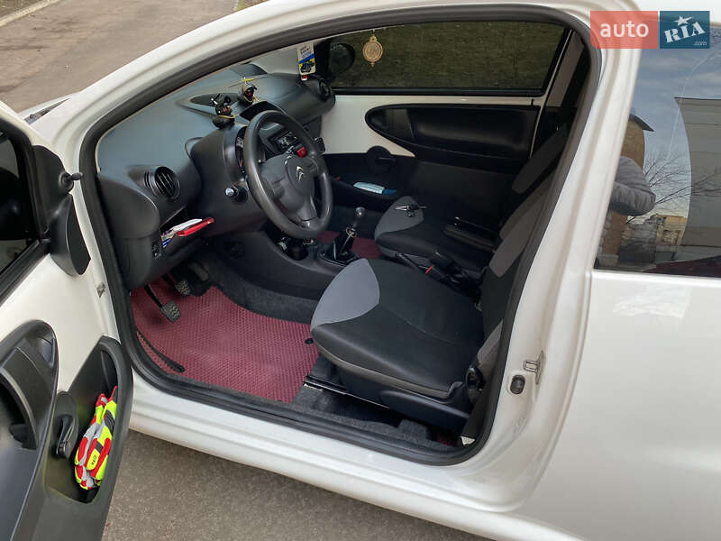 Хэтчбек Citroen C1 2013 в Казатине