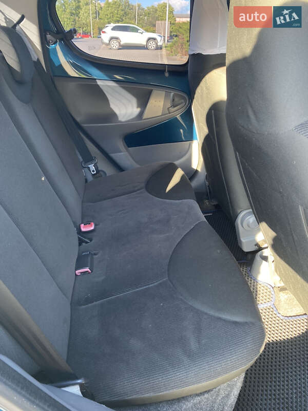 Хэтчбек Citroen C1 2006 в Ужгороде