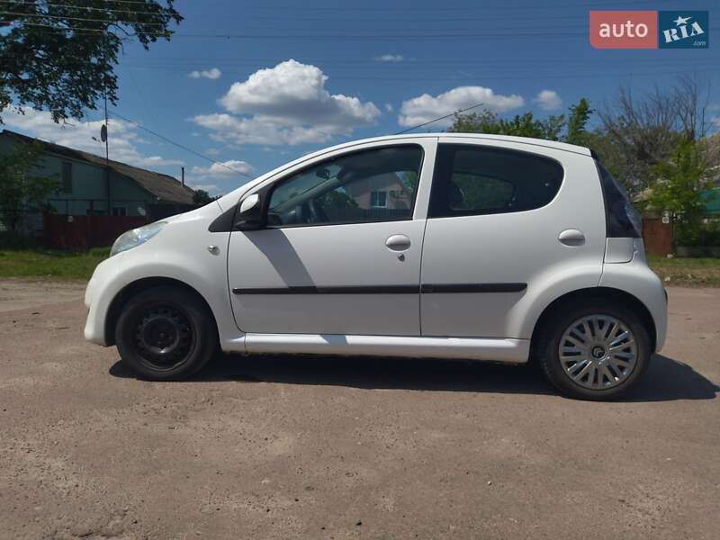 Хэтчбек Citroen C1 2009 в Фастове