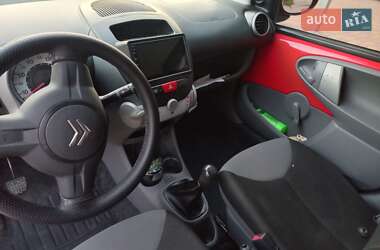 Хэтчбек Citroen C1 2012 в 