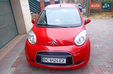 Хэтчбек Citroen C1 2010 в 