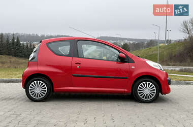 Хэтчбек Citroen C1 2006 в 