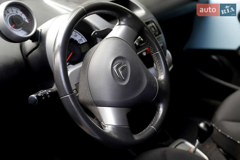 Хетчбек Citroen C1 2012 в Чечельнику