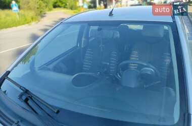 Хэтчбек Citroen C1 2012 в 