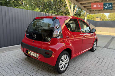Хэтчбек Citroen C1 2011 в 