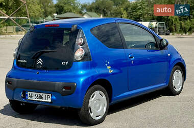 Хэтчбек Citroen C1 2011 в 