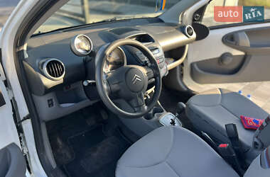 Хэтчбек Citroen C1 2011 в 
