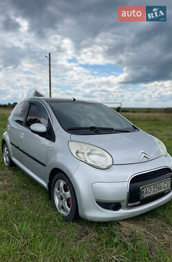 Хэтчбек Citroen C1 2009 в 