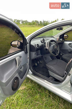 Хэтчбек Citroen C1 2009 в 