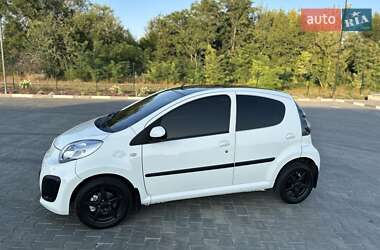 Хэтчбек Citroen C1 2014 в 