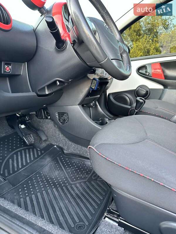 Хэтчбек Citroen C1 2014 в Желтых Водах фото 28 Хэтчбек Citroen C1 2014 в Желтых Водах