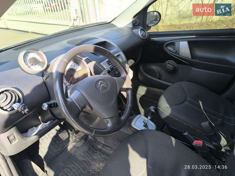 Хэтчбек Citroen C1 2012 в Киеве