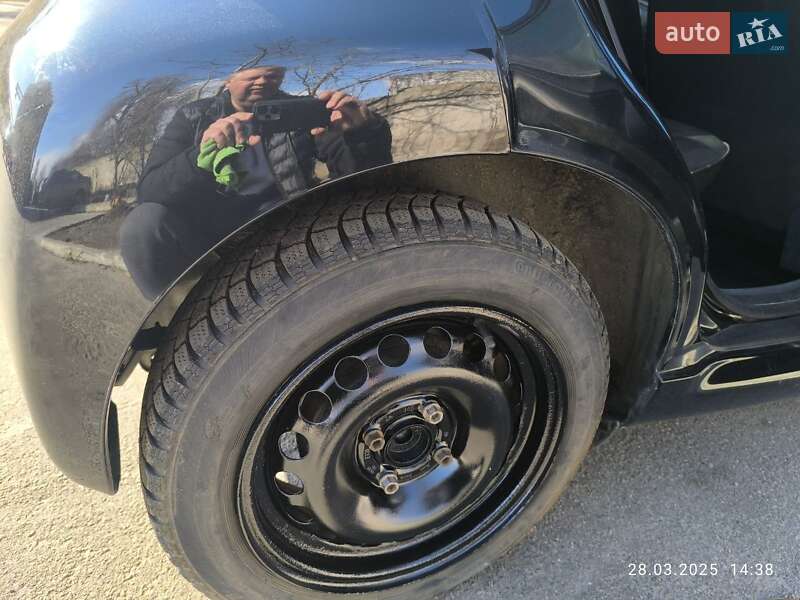 Хэтчбек Citroen C1 2012 в Киеве