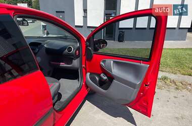 Хэтчбек Citroen C1 2011 в 