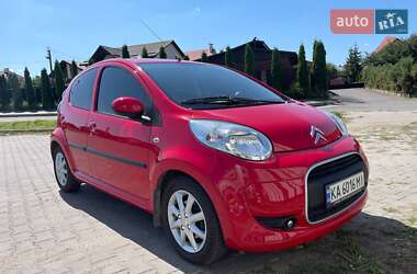 Хэтчбек Citroen C1 2011 в 