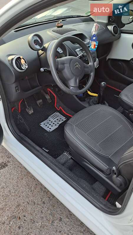 Хетчбек Citroen C1 2012 в Хмельницькому