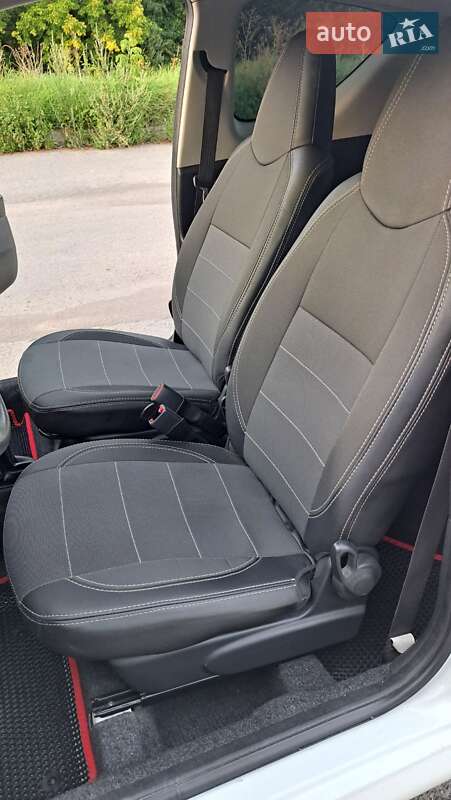 Хетчбек Citroen C1 2012 в Хмельницькому