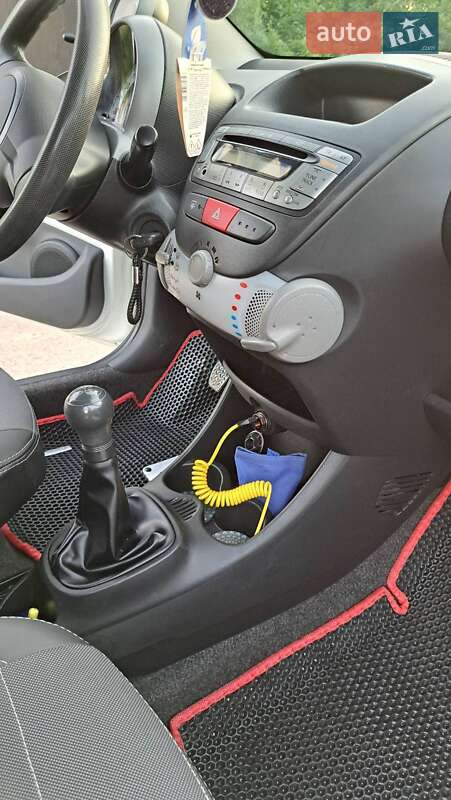 Хетчбек Citroen C1 2012 в Хмельницькому