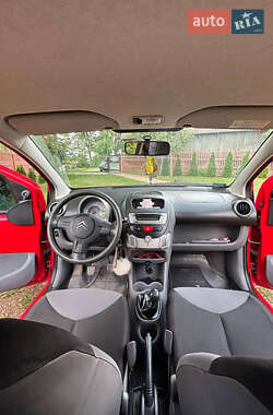 Хэтчбек Citroen C1 2006 в 