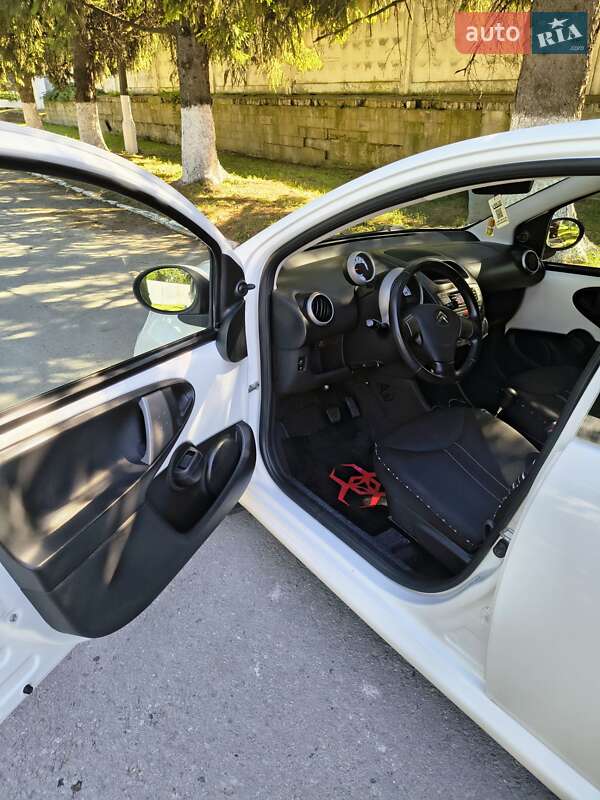 Хетчбек Citroen C1 2012 в Хоросткові