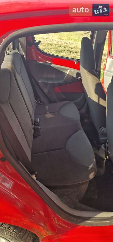 Хэтчбек Citroen C1 2008 в Хусте