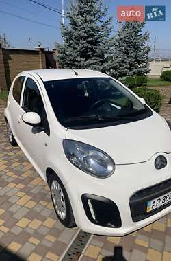 Хэтчбек Citroen C1 2014 в 
