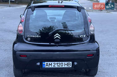 Хэтчбек Citroen C1 2010 в 
